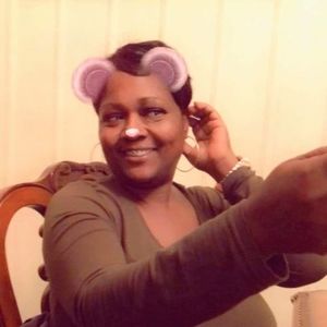 Meet your Posher, Vivian